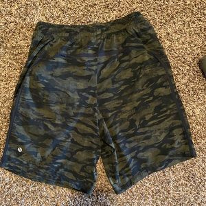 Lululemon Medium Camo shorts 7” liner less